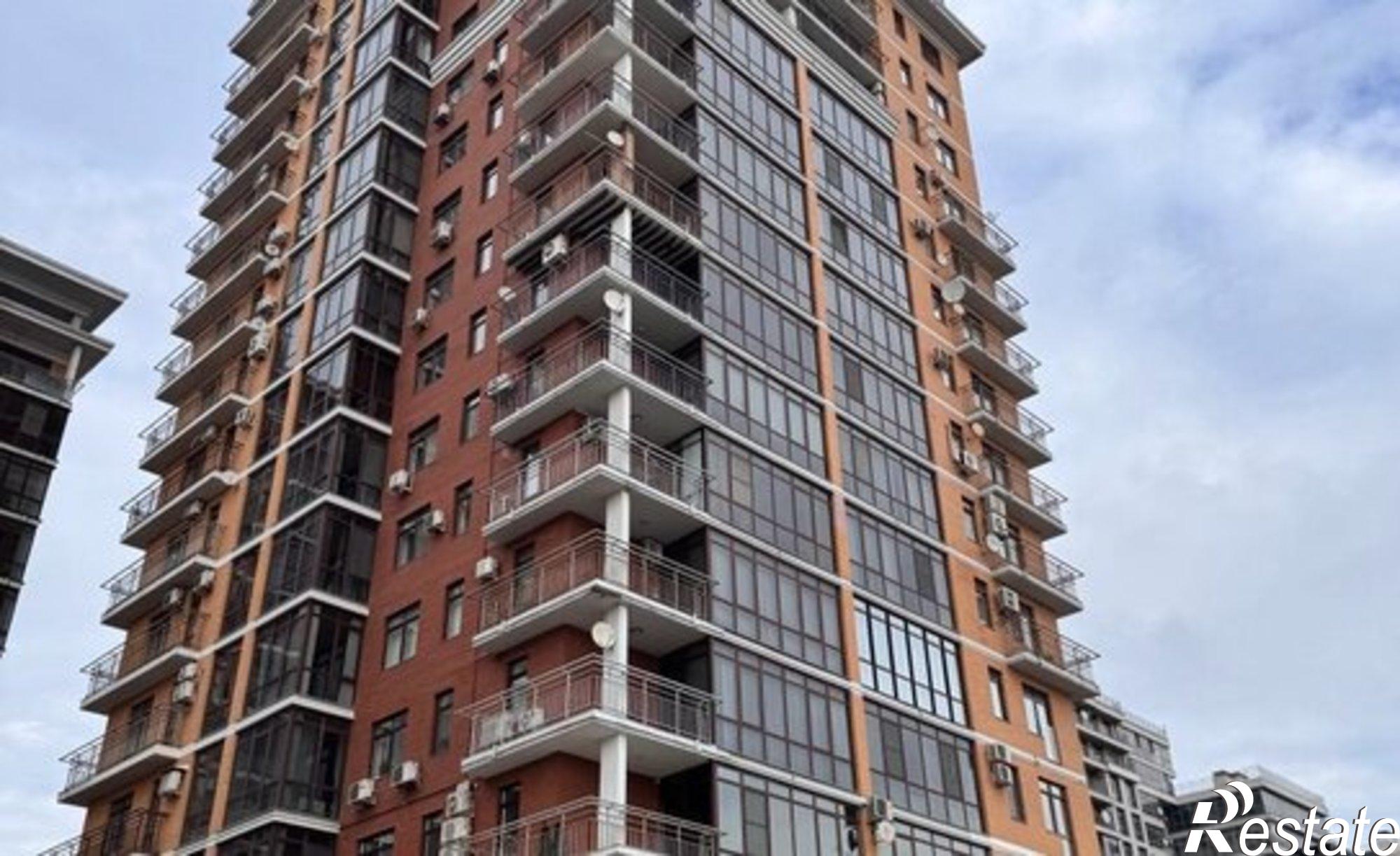 Купить квартиру за 37 000 000 рублей на Меридианная улица, 1