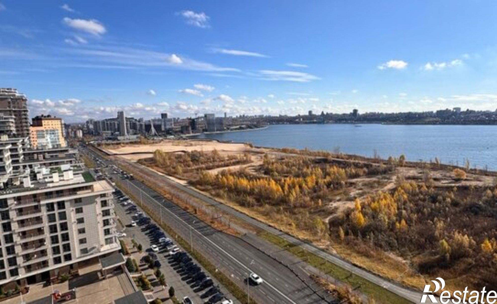 Купить квартиру за 37 000 000 рублей на Меридианная улица, 1