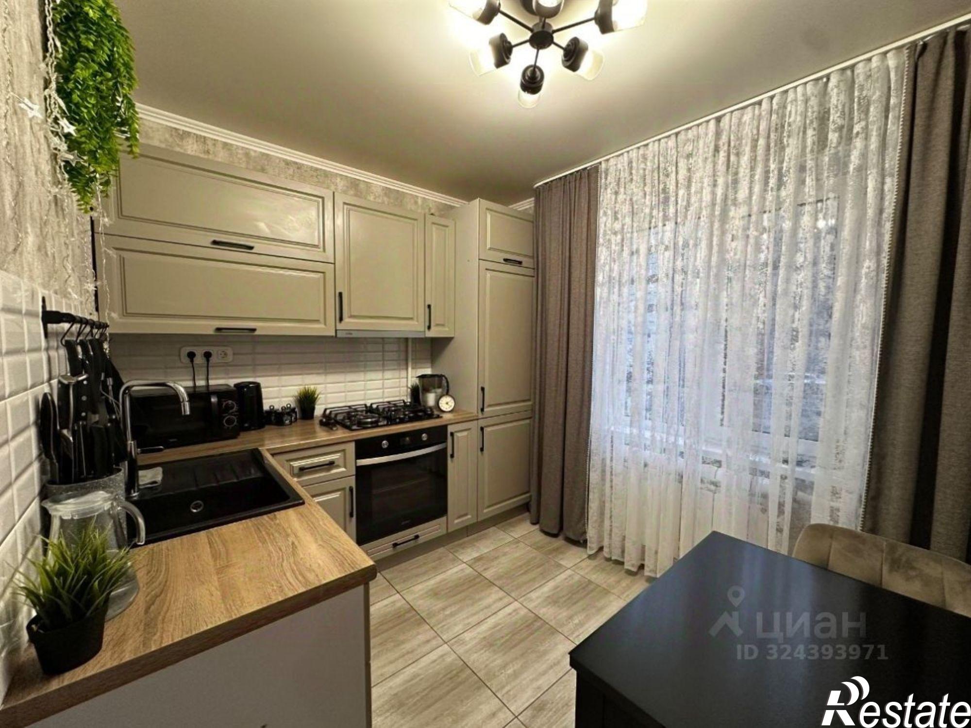 Купить квартиру за 7 490 000 рублей на улица Юлиуса Фучика, 83