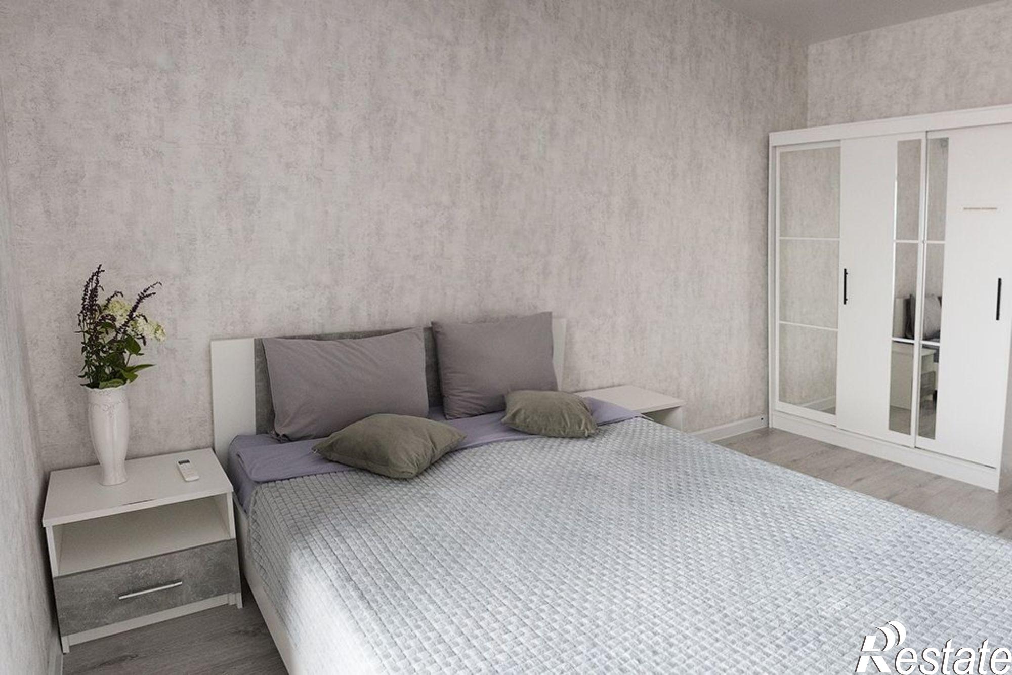 Сдать квартиру за 47 000 рублей на ул Новаторов, 4А