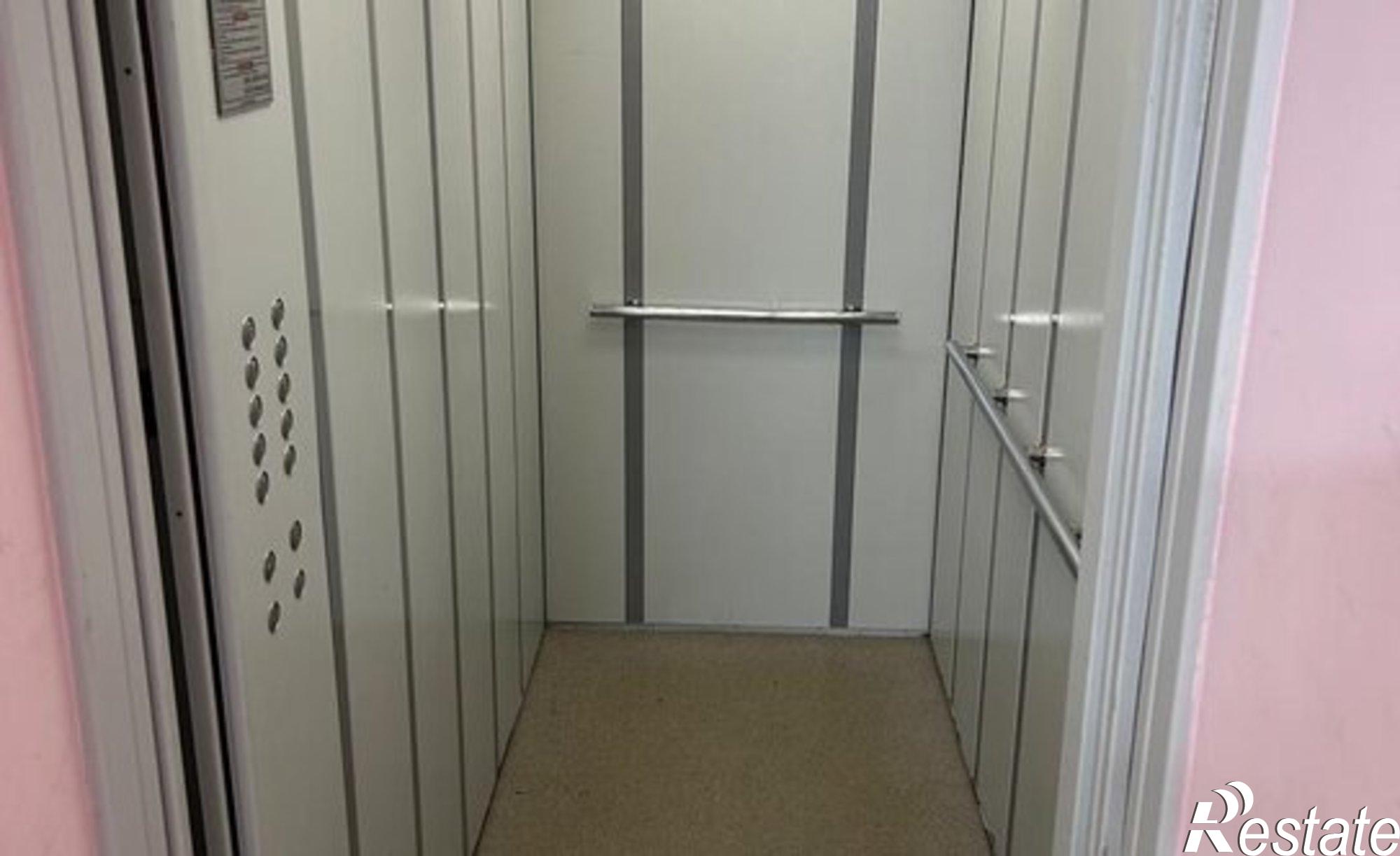 Купить квартиру за 8 850 000 рублей на ул Приволжская, 100