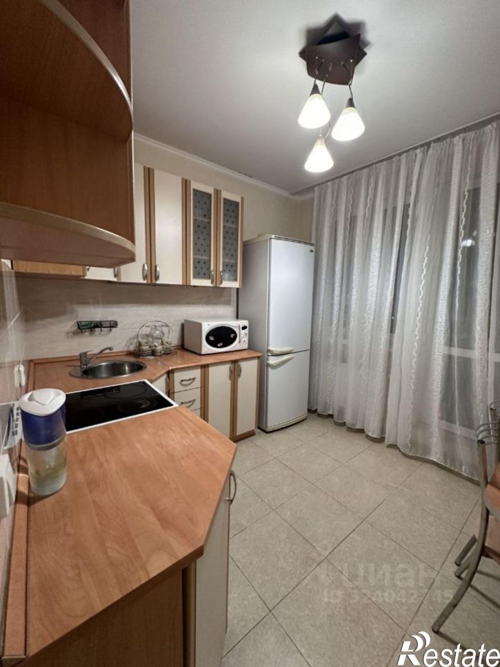 2-комн квартира улица Космонавтов, 61Б,  д. 61Б