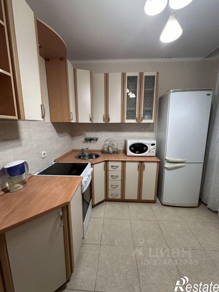 2-комн квартира улица Космонавтов, 61Б,  д. 61Б