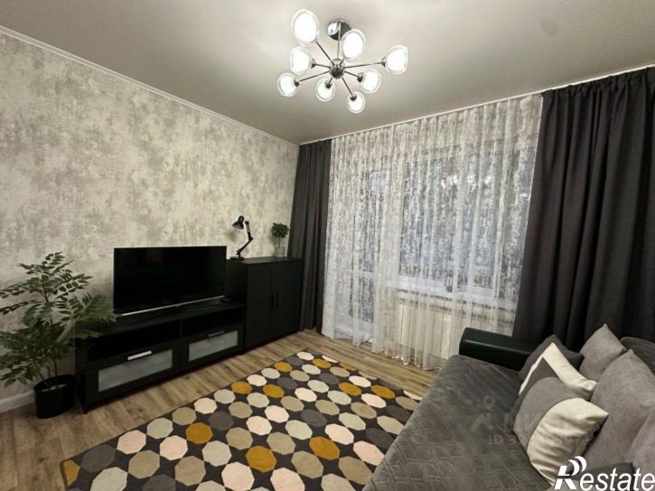 1-комн квартира улица Юлиуса Фучика, 83,  д. 83