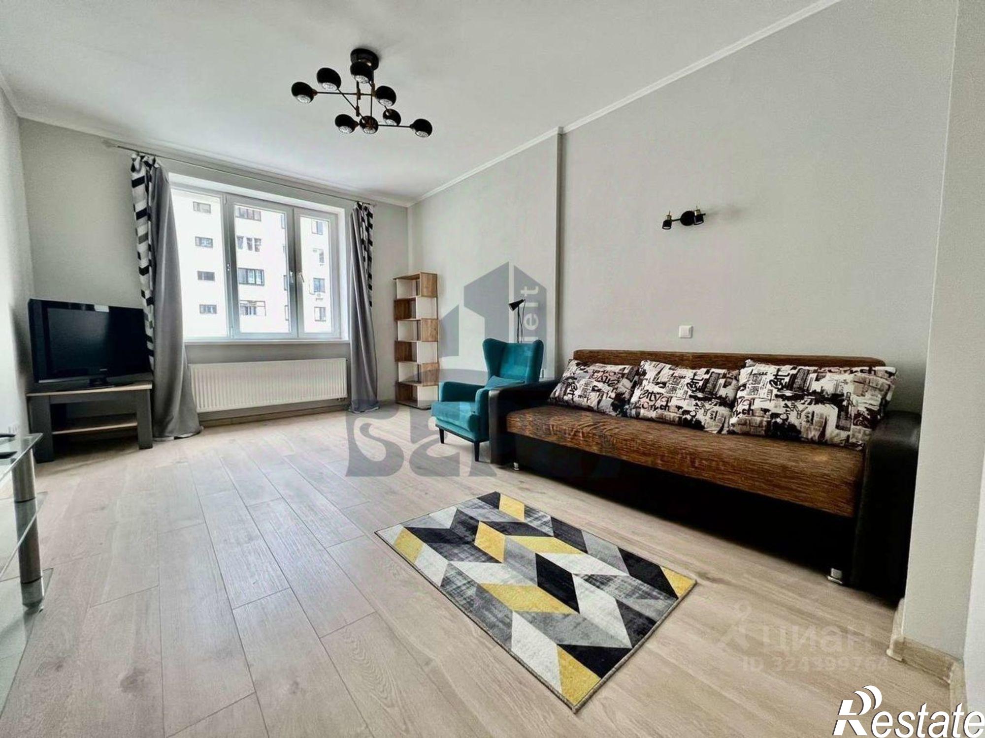 Сдать квартиру за 33 990 рублей на Вербная улица, 1