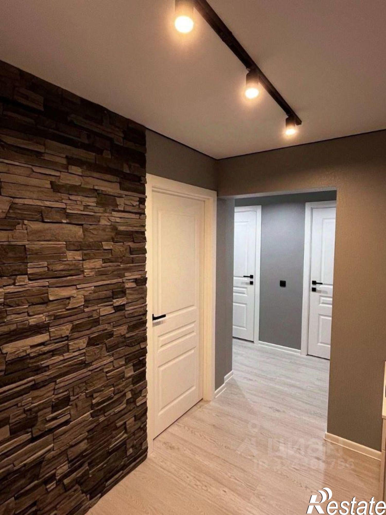 Сдать квартиру за 40 000 рублей на улица Комиссара Габишева, 7