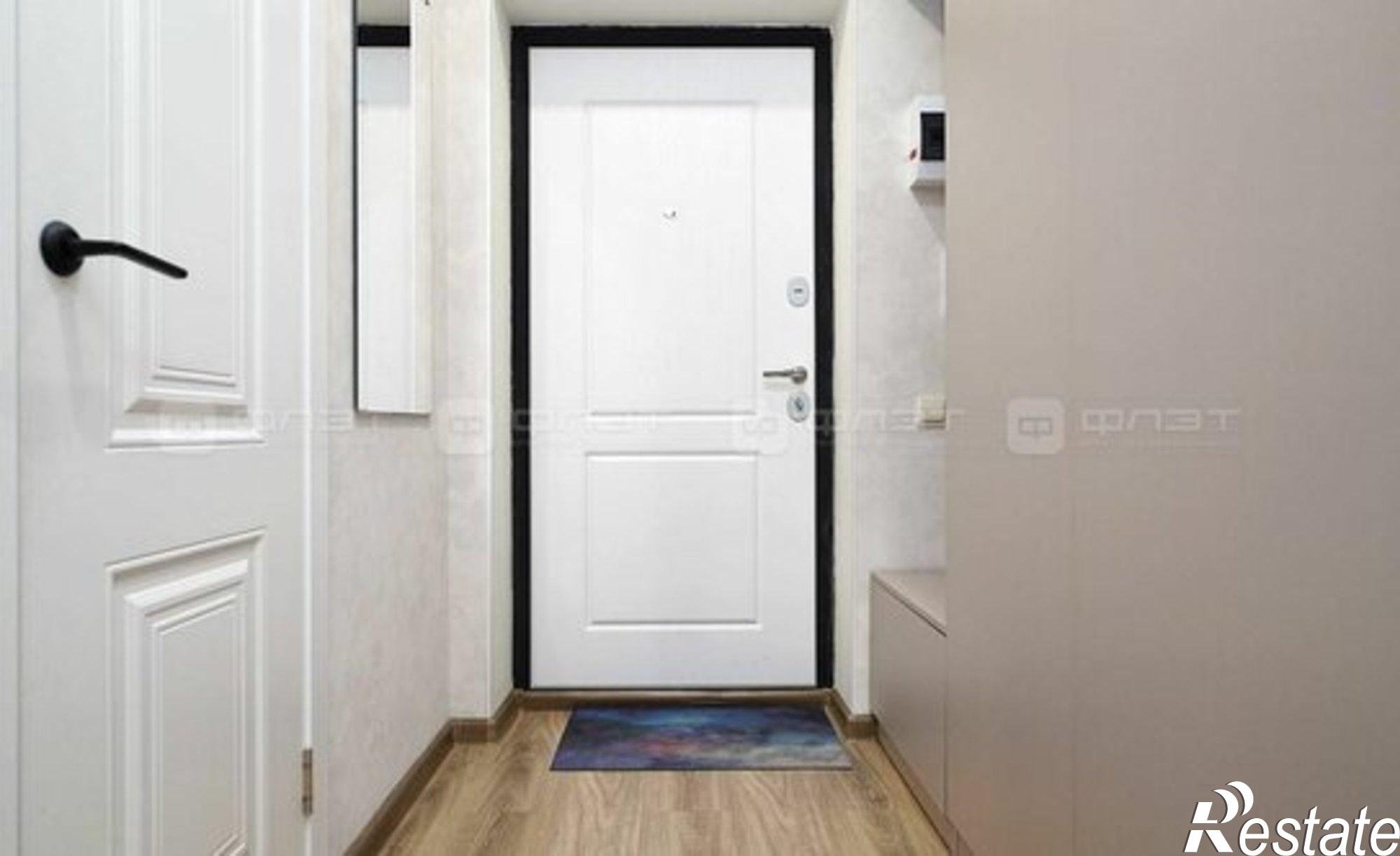 Купить квартиру за 8 000 000 рублей на улица Космонавтов, 61Е