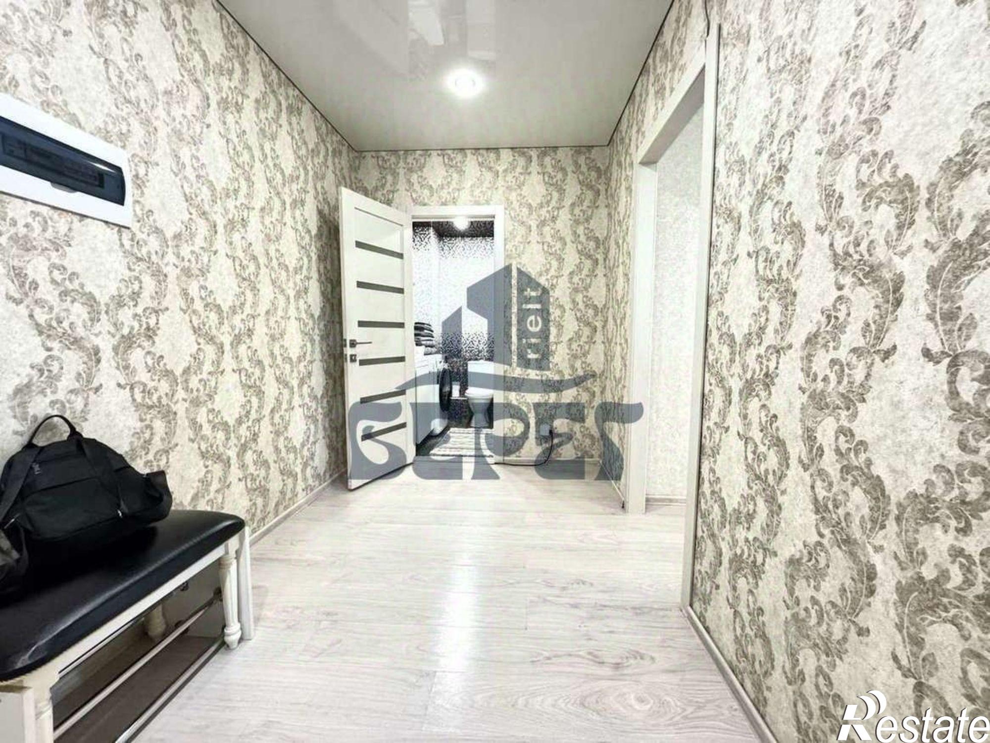 Сдать квартиру за 35 000 рублей на ул Азата Аббасова, 13