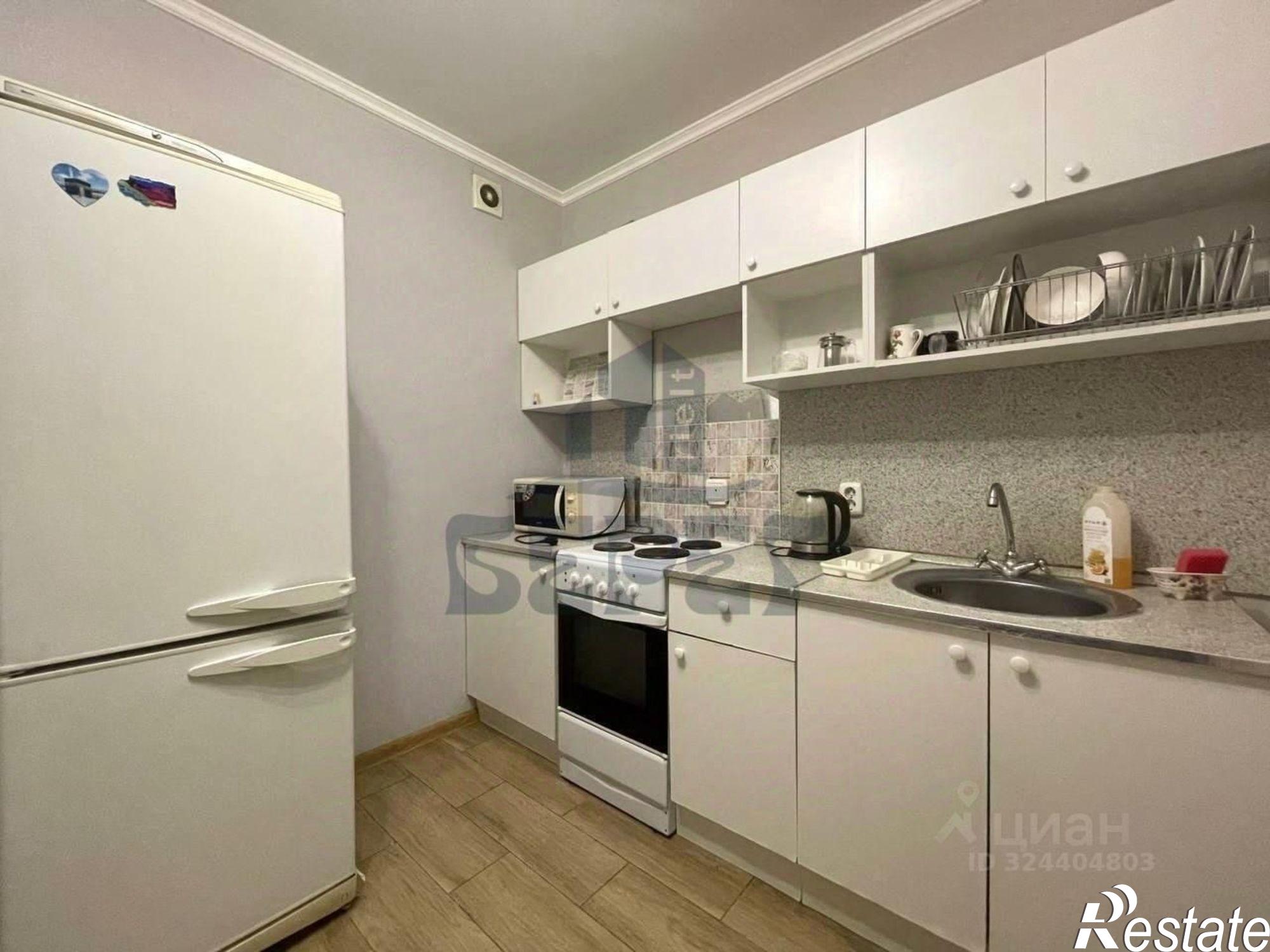 Сдать квартиру за 24 990 рублей на ул Александра Курынова, 6 1