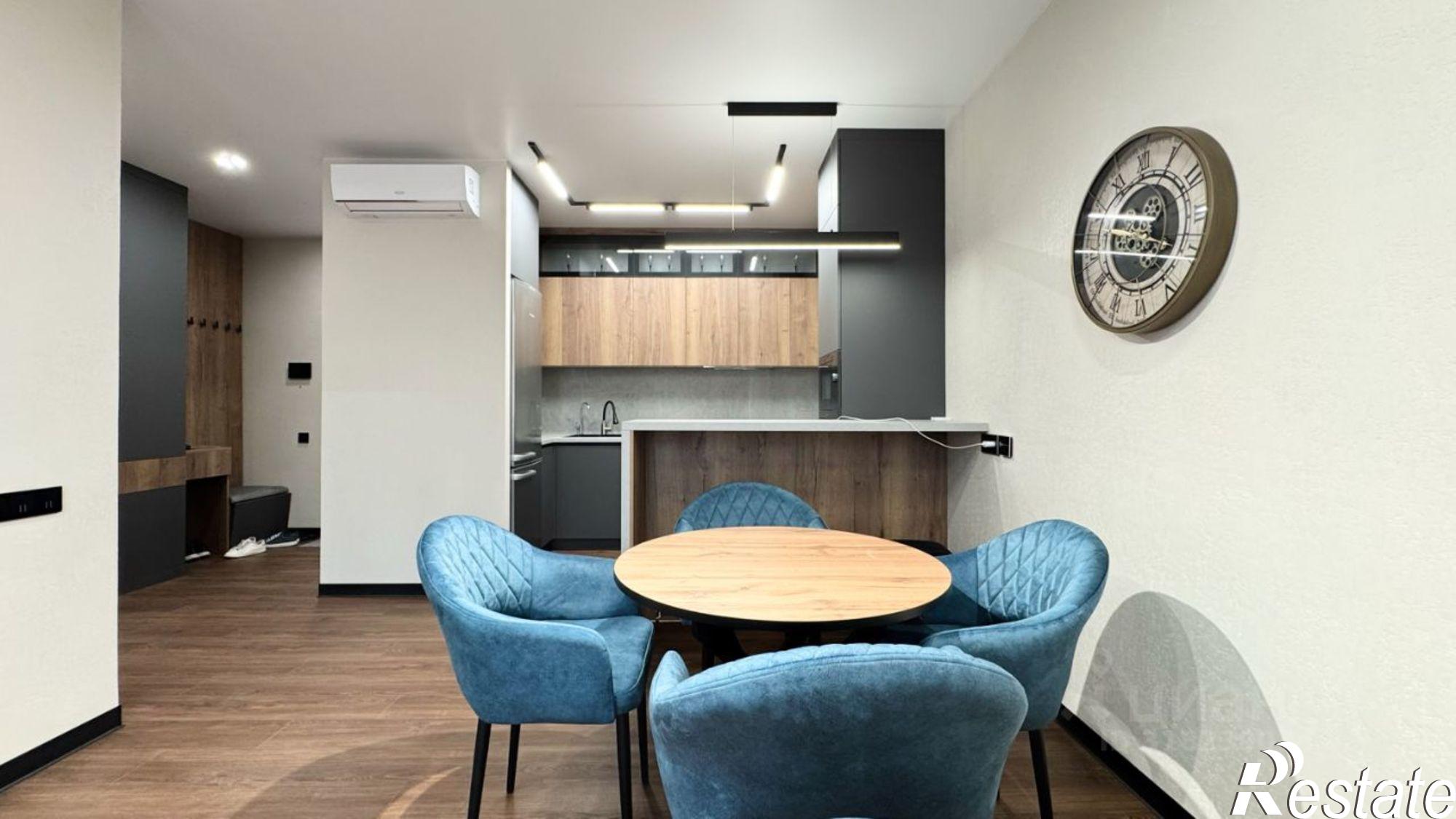 Сдать квартиру за 100 000 рублей на ул Алексея Козина, 2