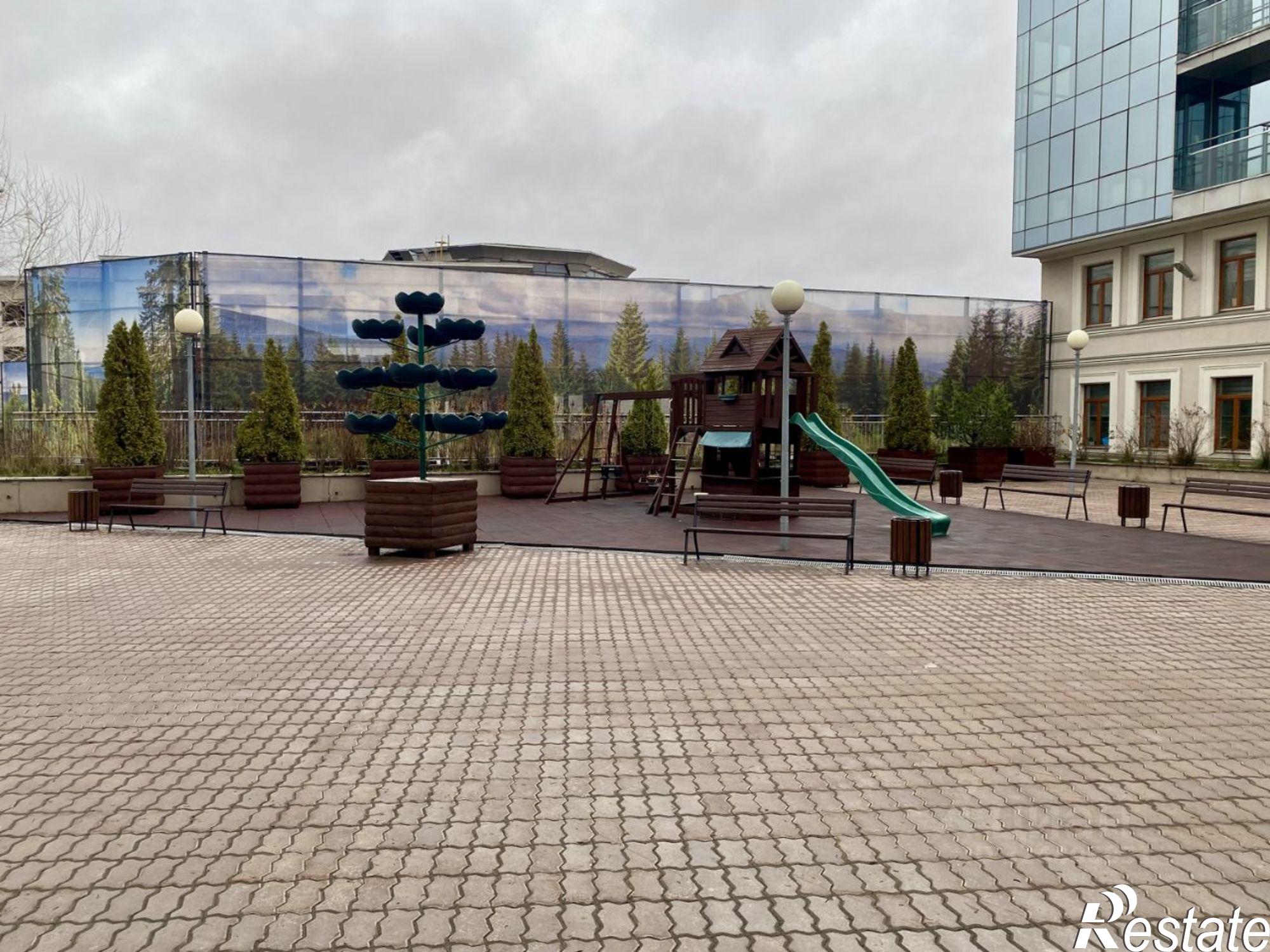 Сдать квартиру за 150 000 рублей на ул Московская, 57/13