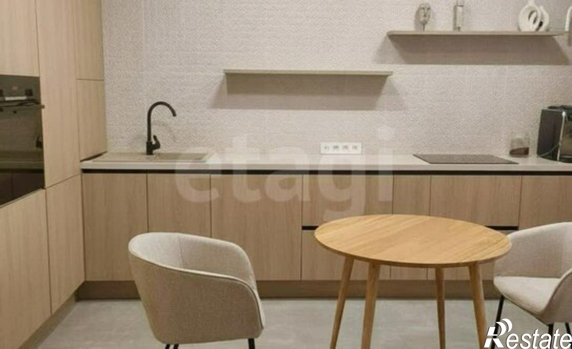 Купить квартиру за 12 000 000 рублей на ул Генерала Ерина, 15