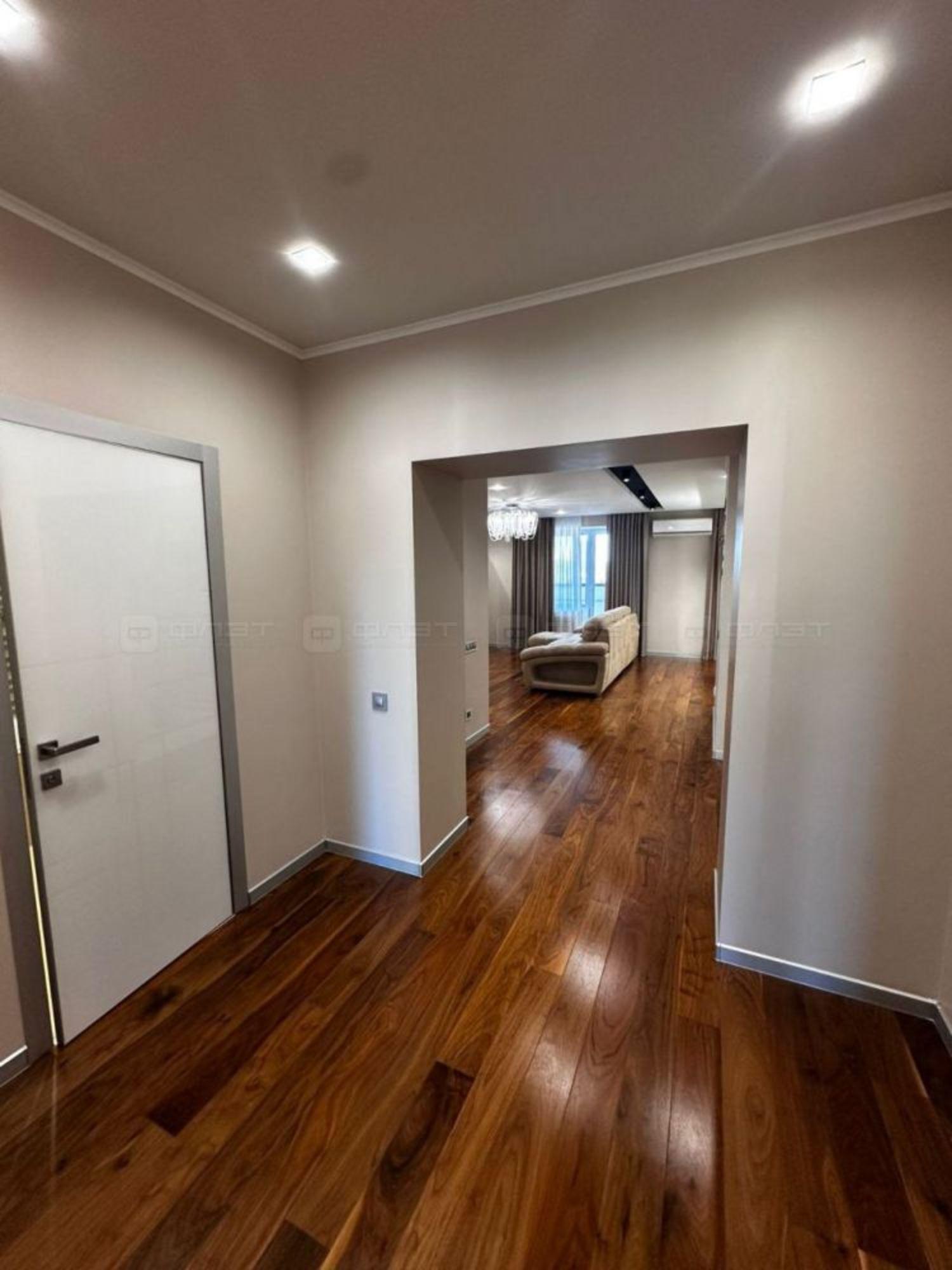 Сдать квартиру за 80 000 рублей на ул. Натана Рахлина д.5