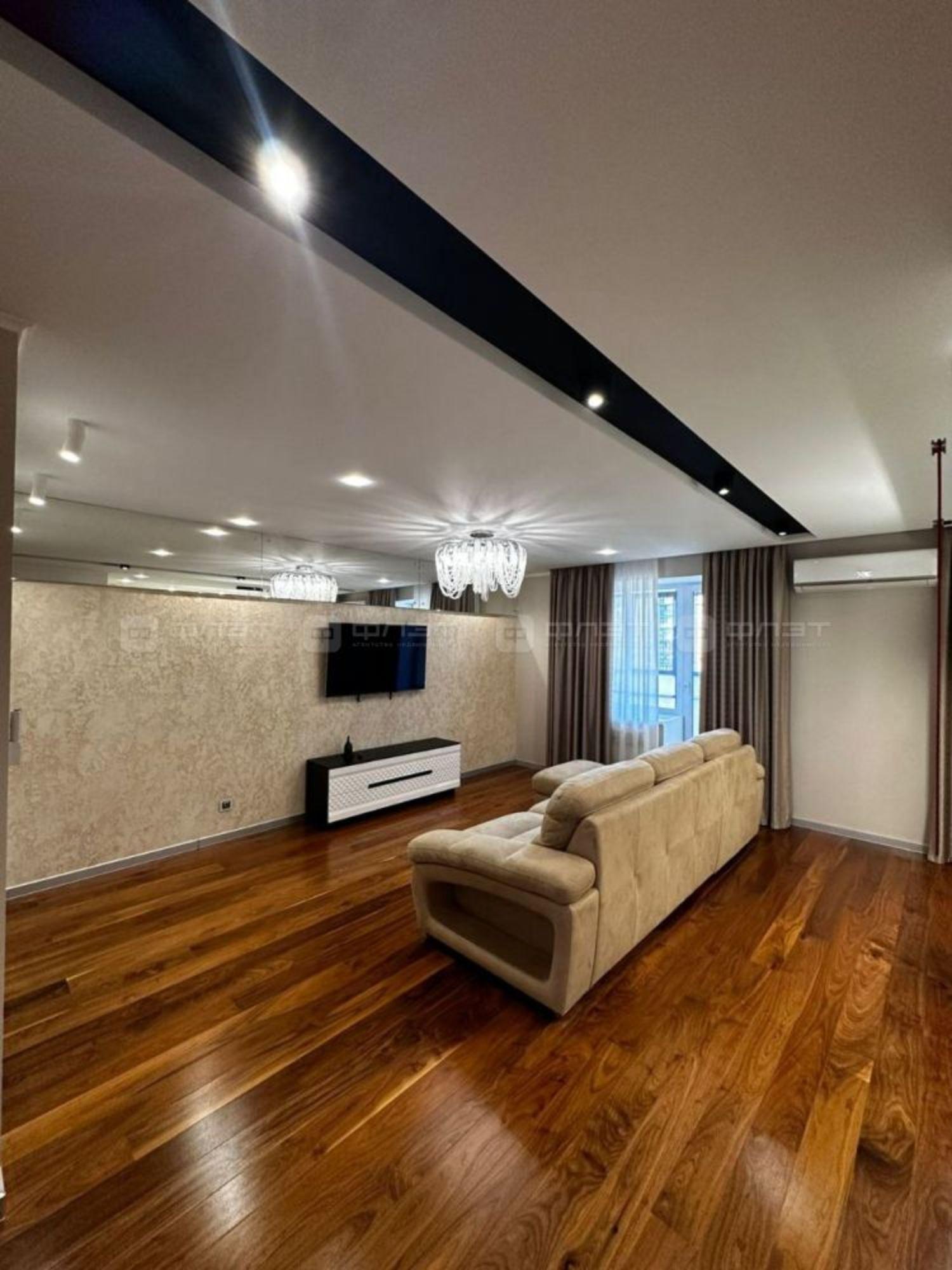 Сдать квартиру за 80 000 рублей на ул. Натана Рахлина д.5