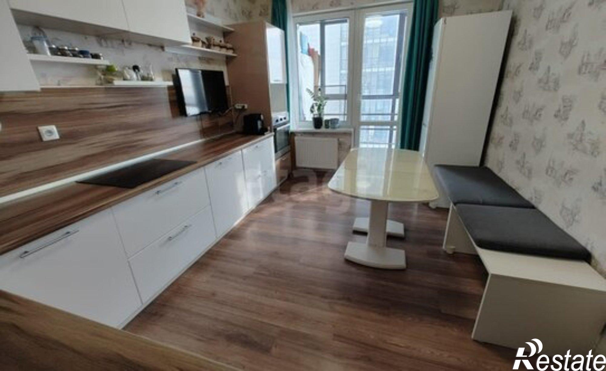 Купить квартиру за 30 700 000 рублей на ул Алексея Козина, 5