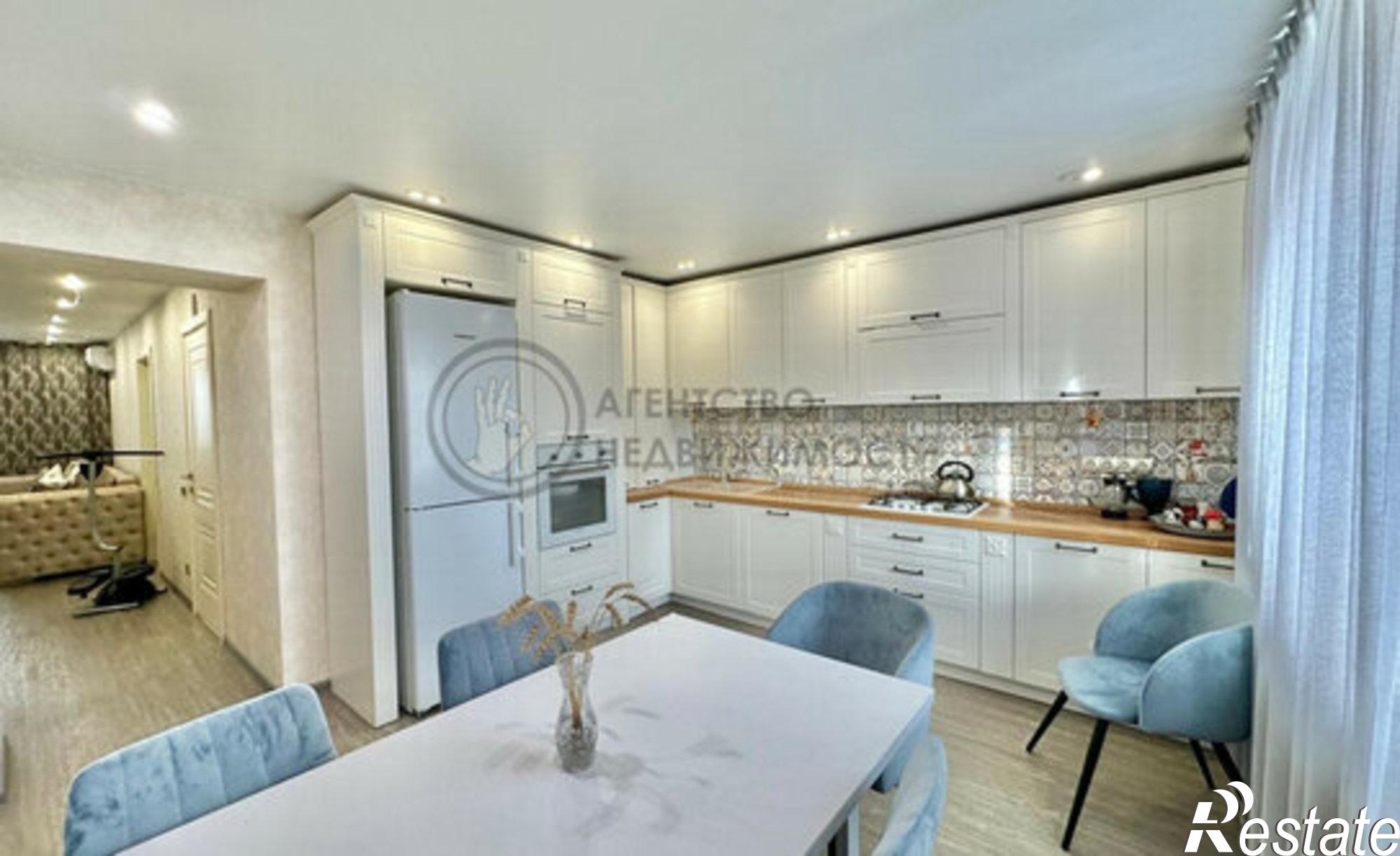 Купить квартиру за 9 400 000 рублей на ул Интернациональная, 9а