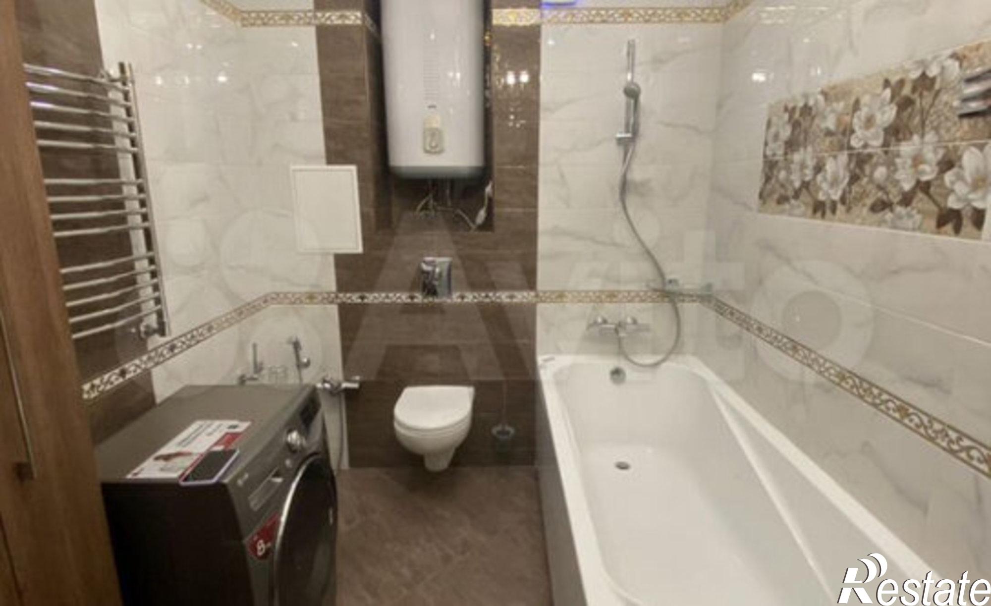 Купить квартиру за 35 000 000 рублей на улица Калинина, 60