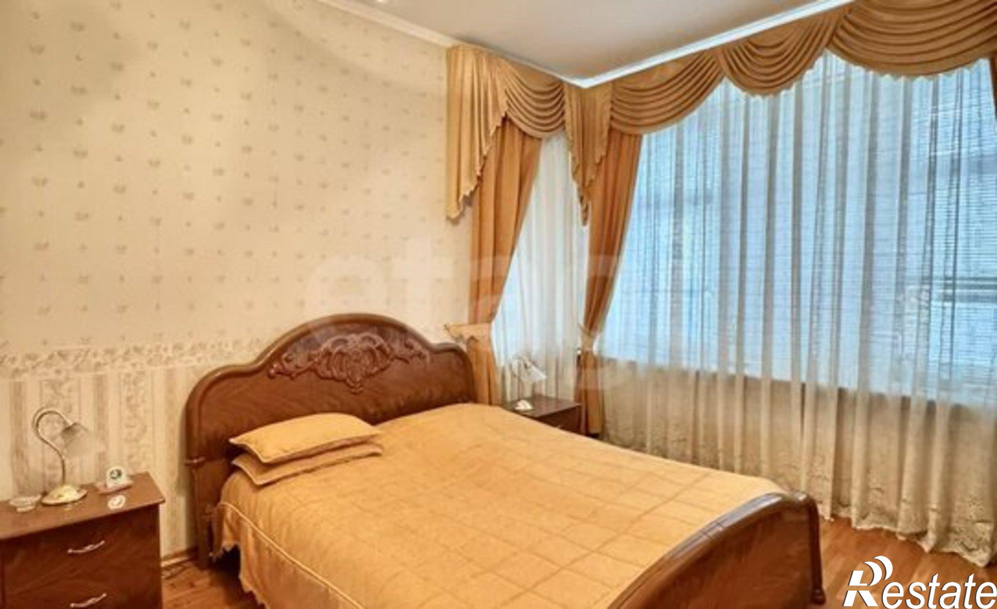 Купить квартиру за 35 000 000 рублей на ул Калинина, 10