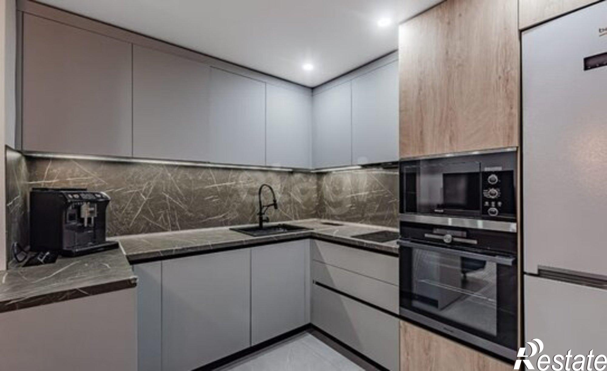 Купить квартиру за 12 300 000 рублей на улица Фатыха Амирхана, 31