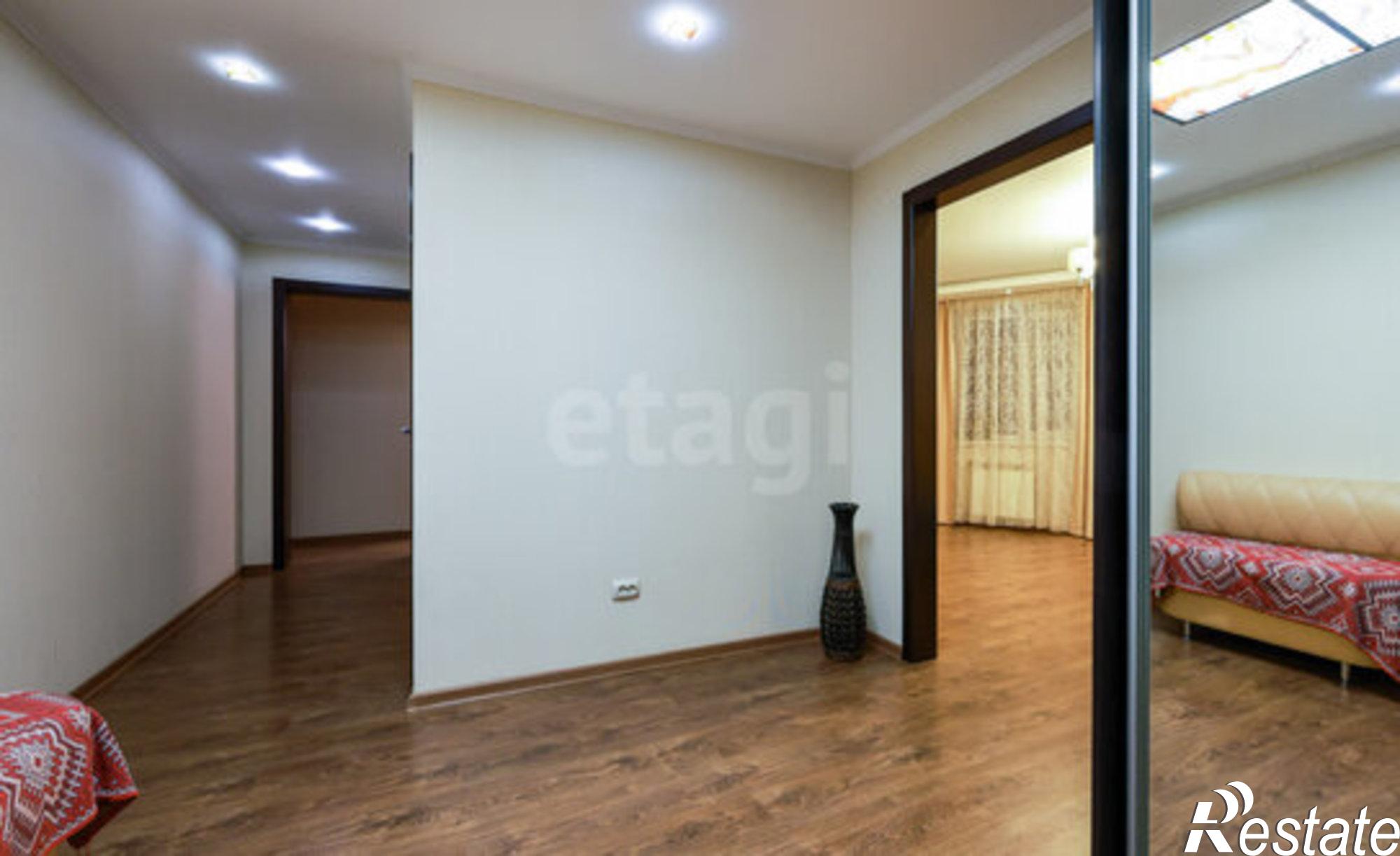 Купить квартиру за 16 990 000 рублей на ул Серова, 2