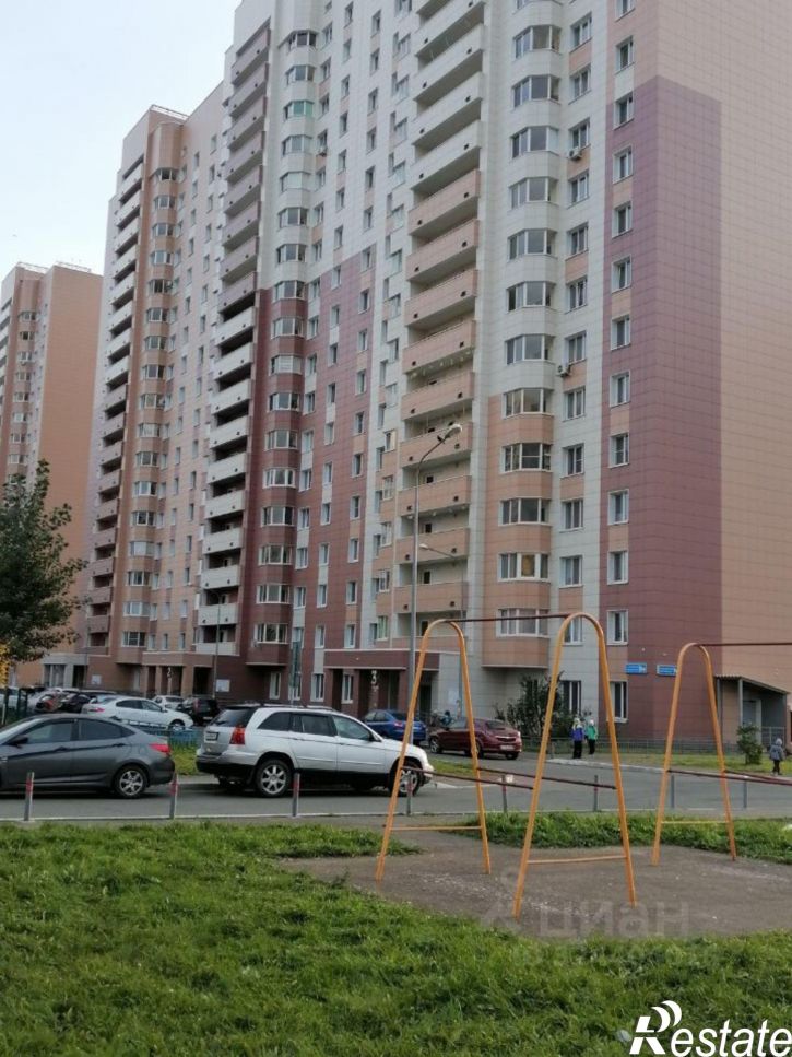 2-комн квартира улица Айрата Арсланова, 6А,  д. 6А