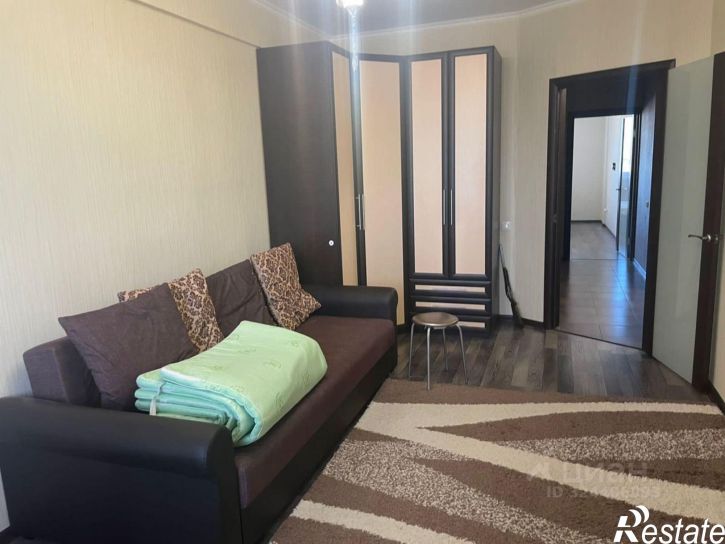 2-комн квартира ул Хусаина Мавлютова, 42,  д. 42