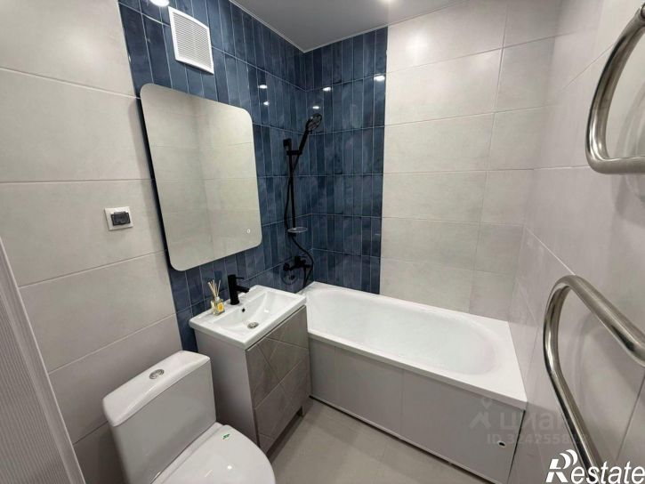 2-комн квартира ул Гвардейская, 46 2,  д. 46 2,  к. 2