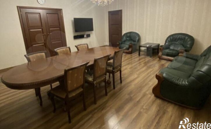 3-комн квартира улица Калинина, 60,  д. 60