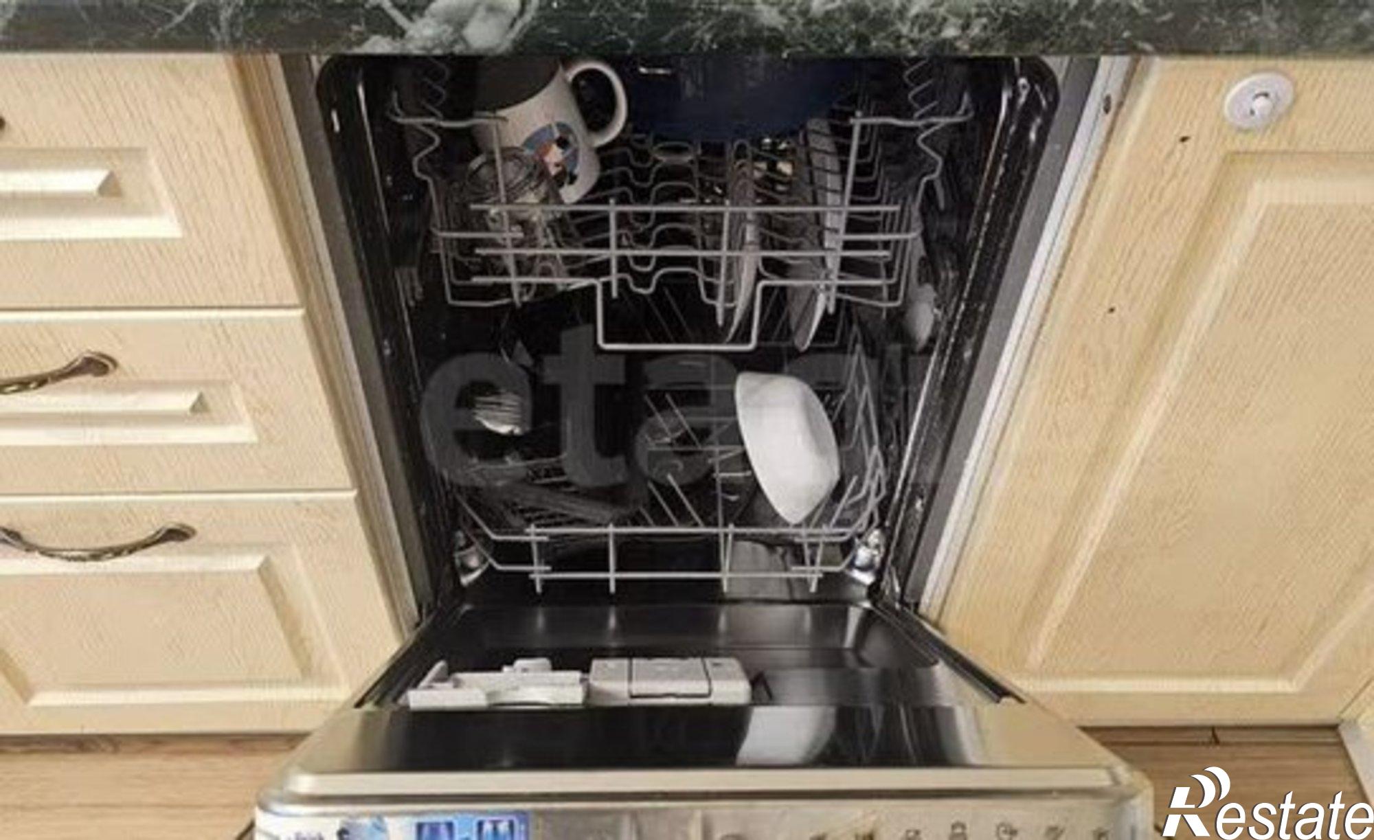 Купить квартиру за 12 000 000 рублей на проспект Победы, 100