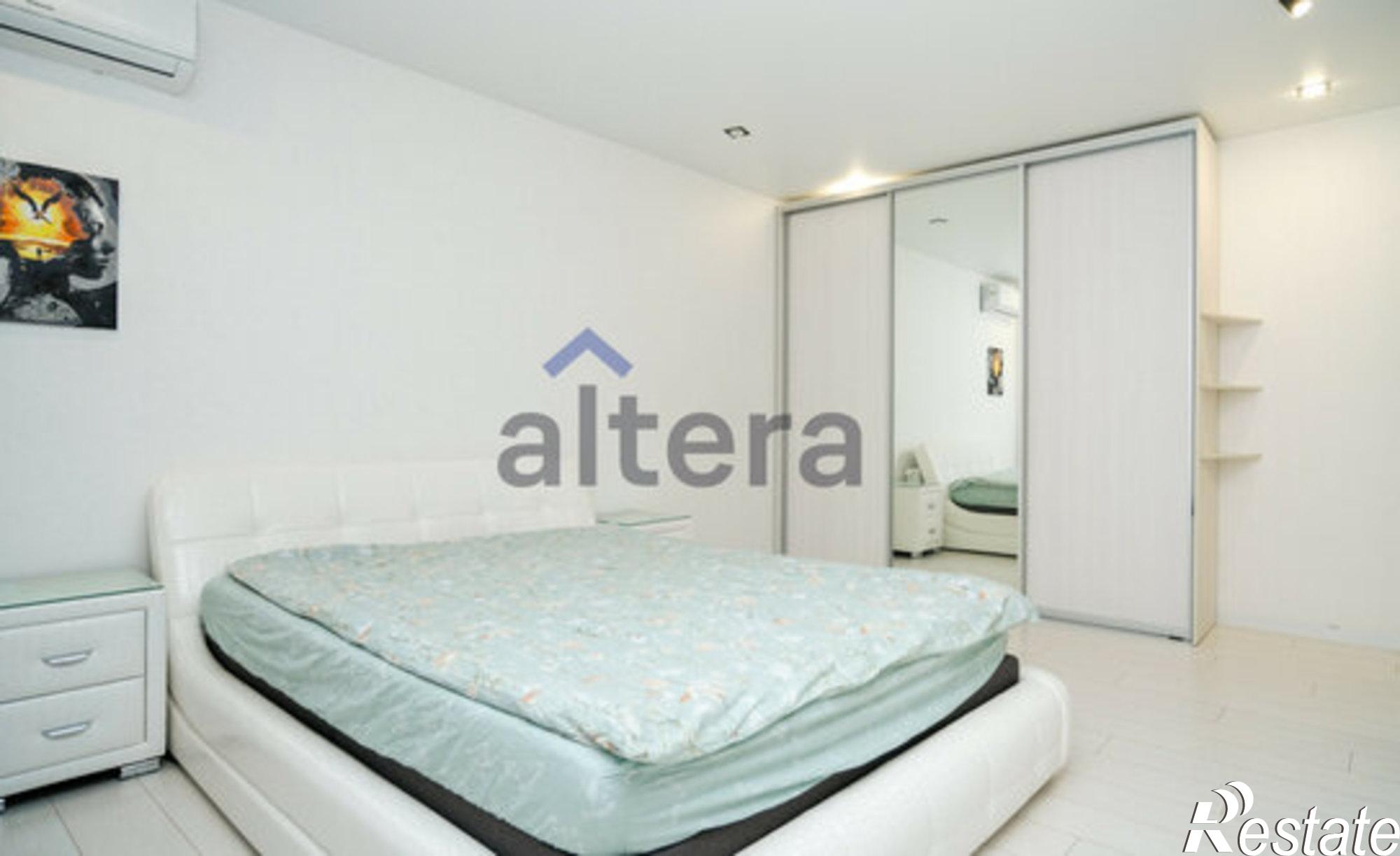 Купить квартиру за 10 600 000 рублей на ул Рауиса Гареева, 109