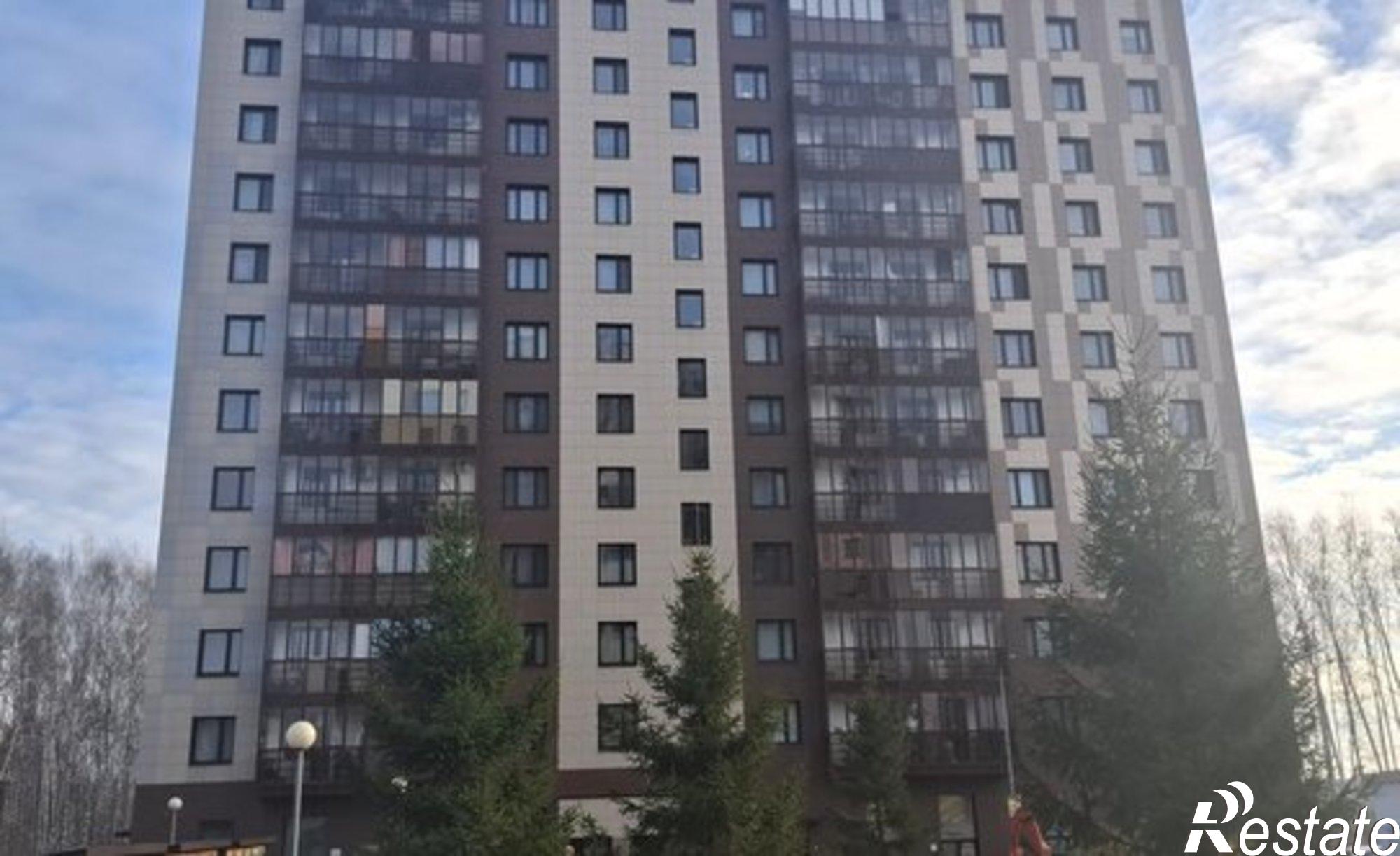 Купить квартиру за 9 980 000 рублей на ул Закиева, 20 1