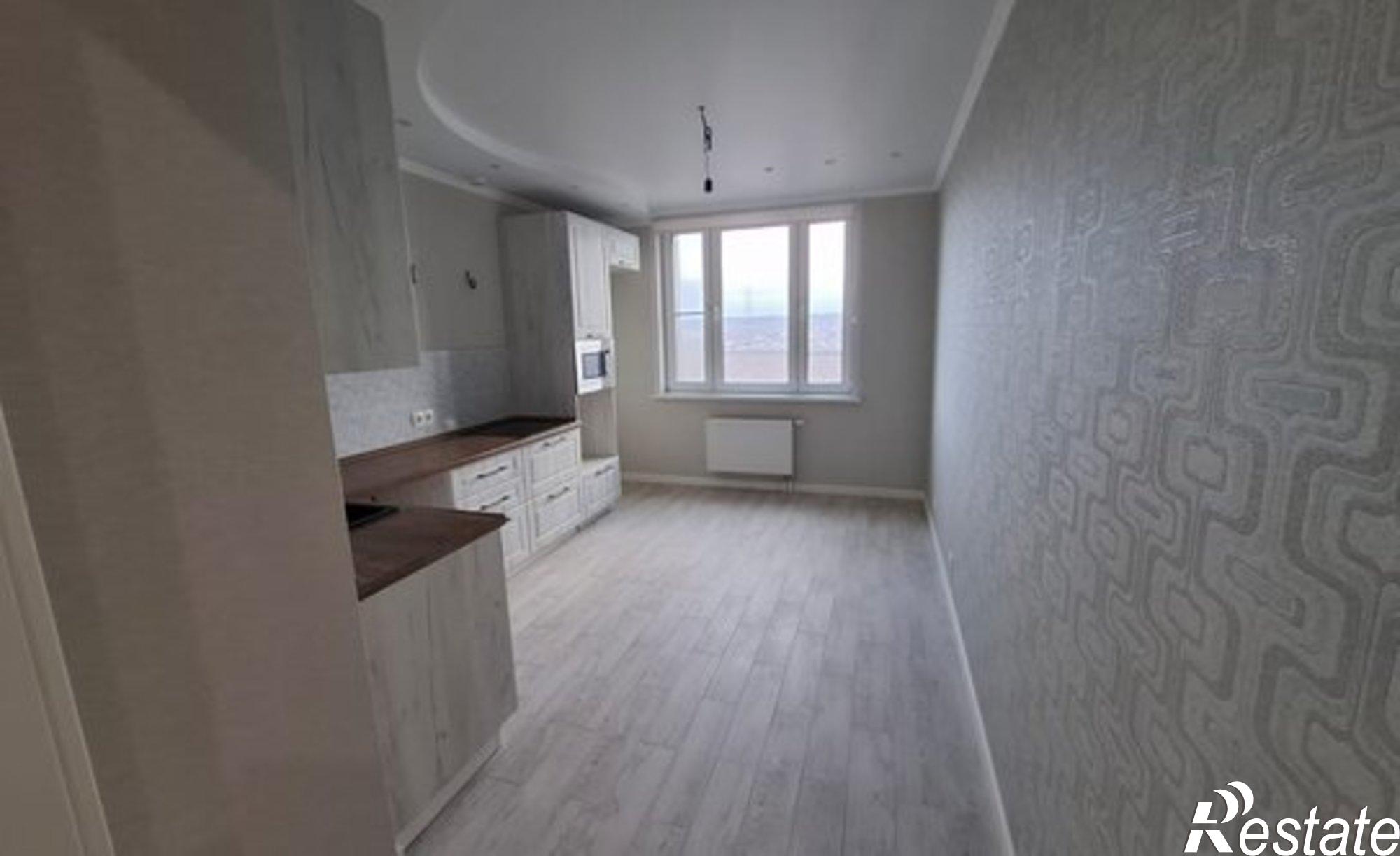 Купить квартиру за 9 980 000 рублей на ул Закиева, 20 1