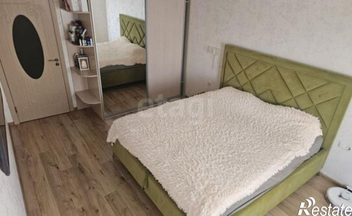 2-комн квартира проспект Победы, 100,  д. 100