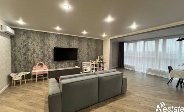 2-комн квартира Комсомольская улица, 1,  д. 1