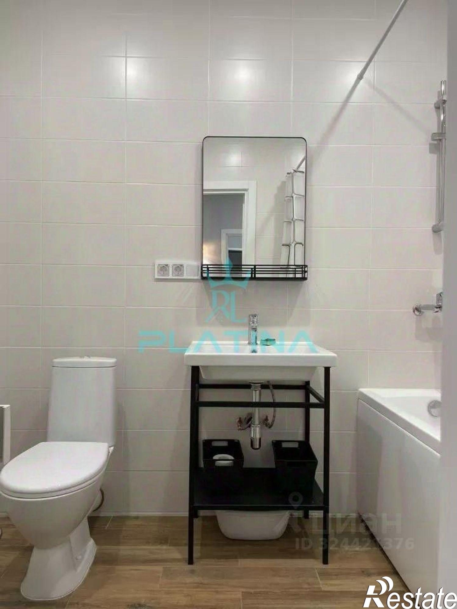 Сдать квартиру за 40 000 рублей на Аметьевская магистраль, 18 к2