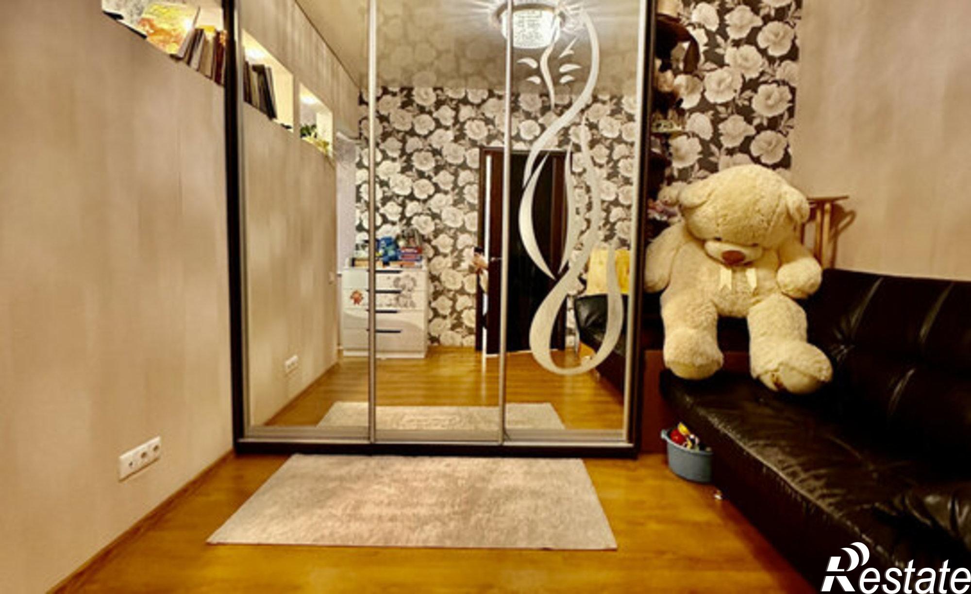 Купить квартиру за 7 690 000 рублей на ул Восстания, 129