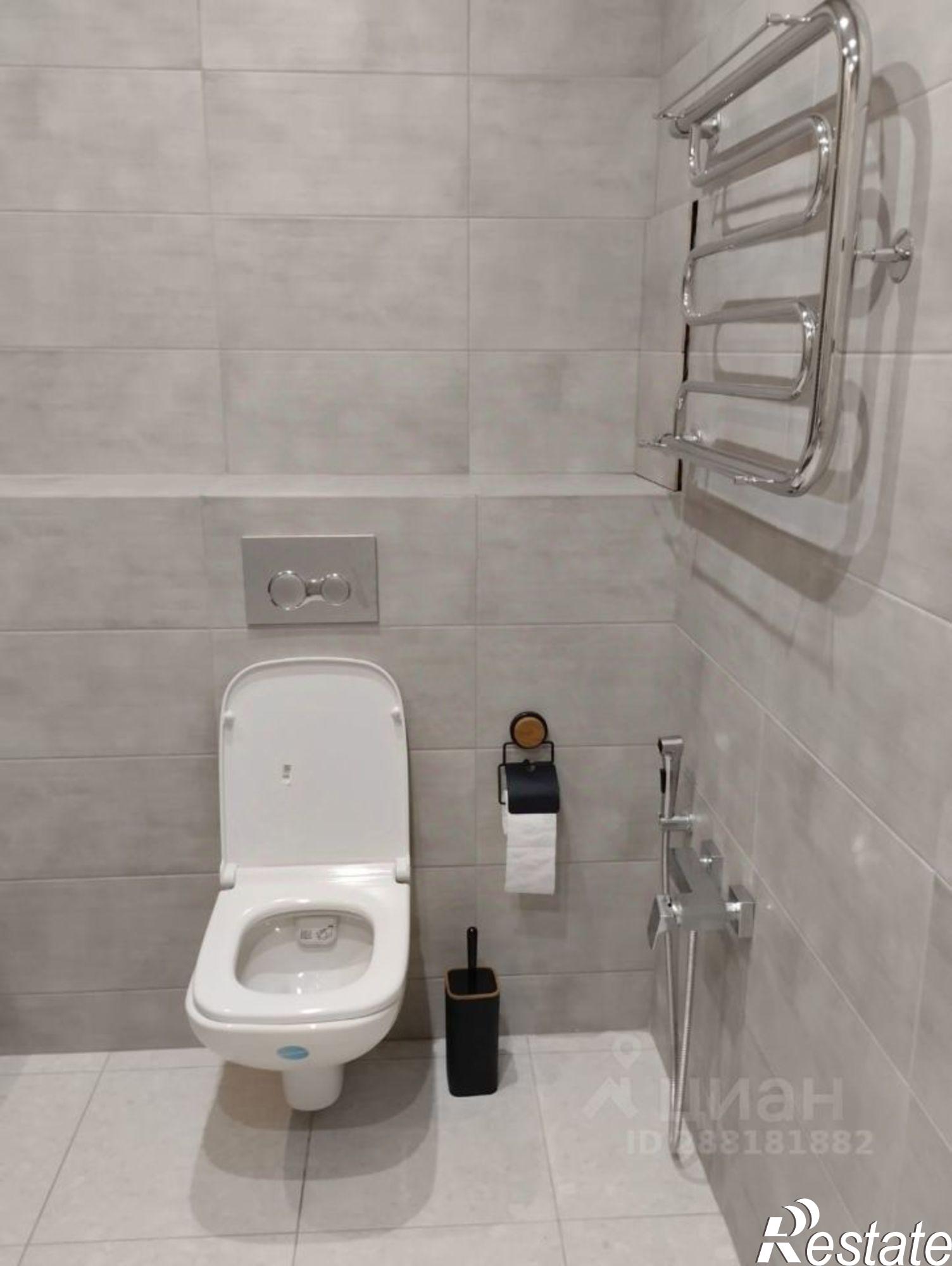 Сдать квартиру за 33 000 рублей на улица Аделя Кутуя, 110Д к3