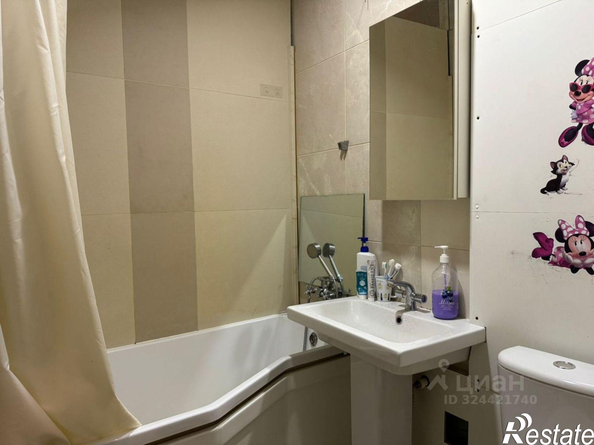 Сдать квартиру за 28 000 рублей на улица Восстания, 72