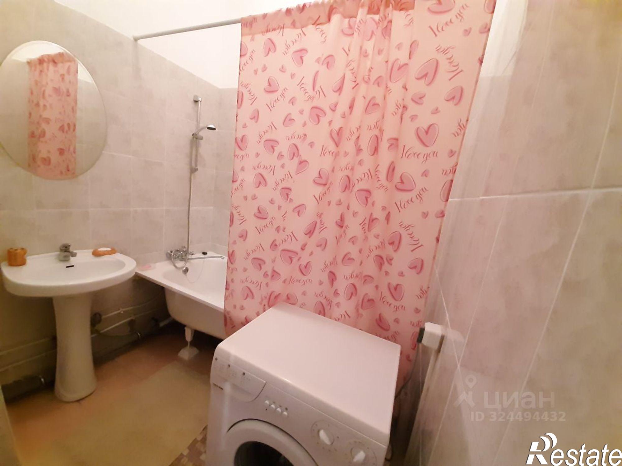 Сдать квартиру за 37 000 рублей на Чистопольская улица, 32