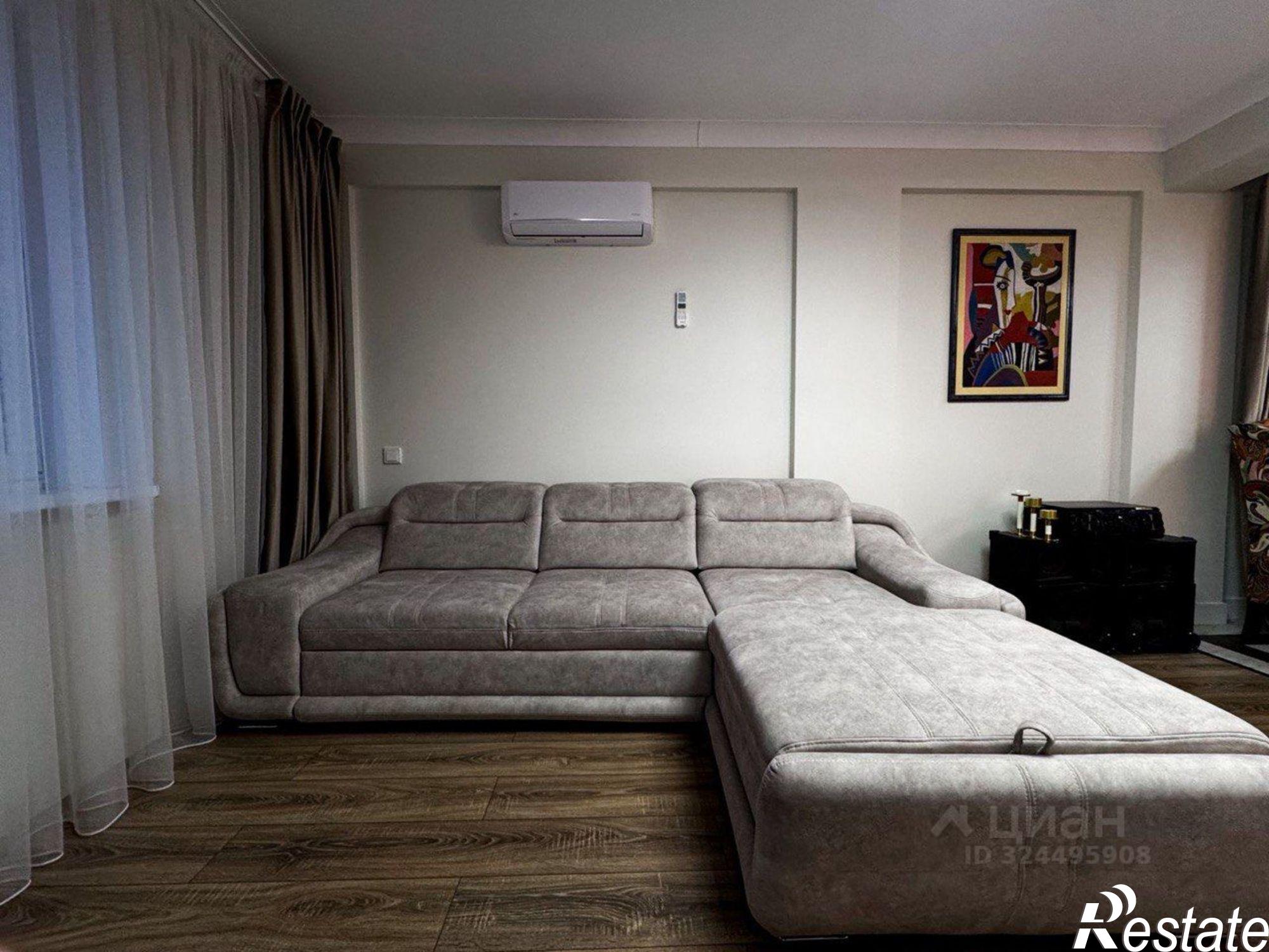 Сдать квартиру за 80 000 рублей на улица Бари Галеева, 8А к2