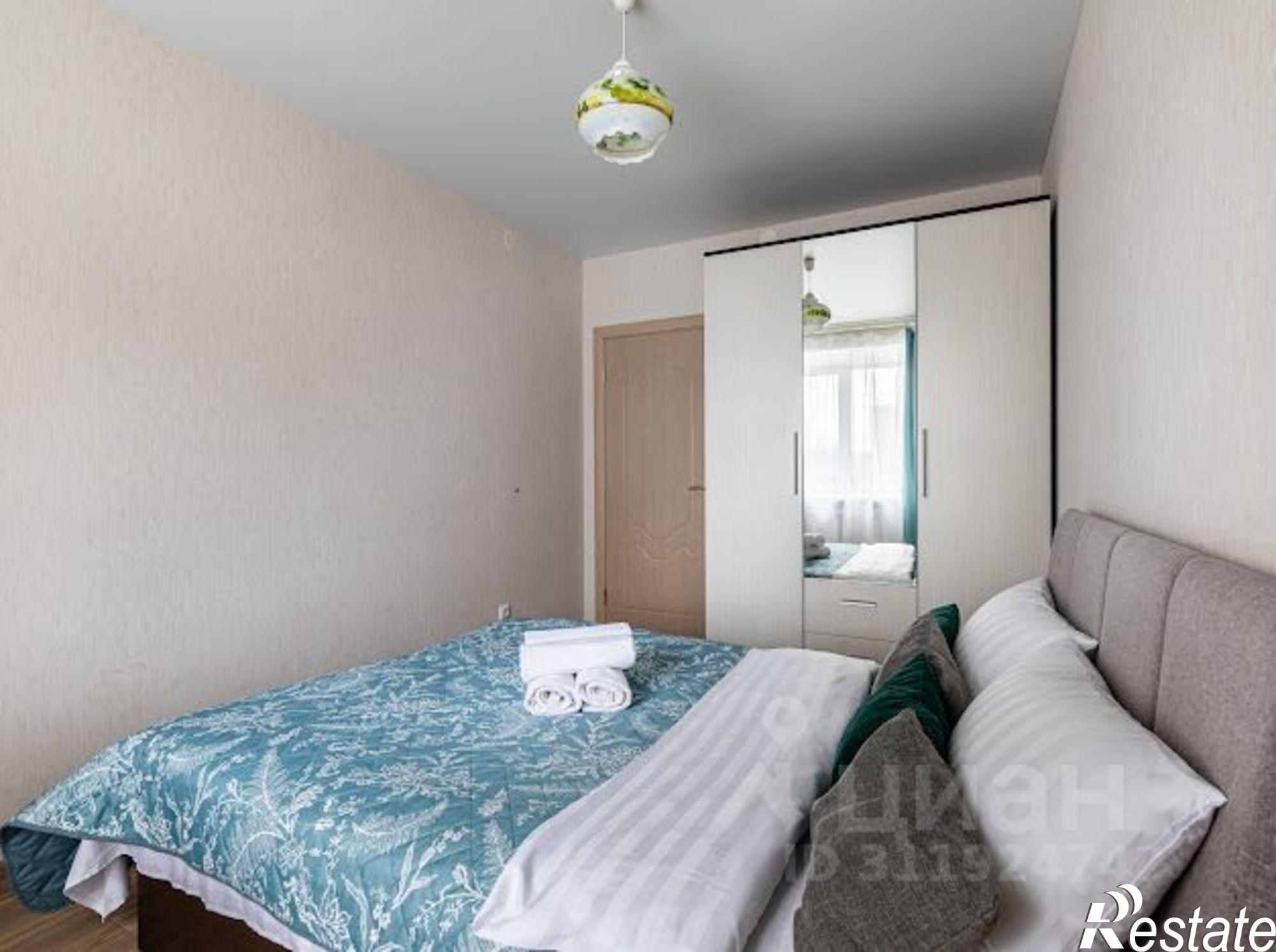 Сдать квартиру за 45 000 рублей на ул Рауиса Гареева, 100