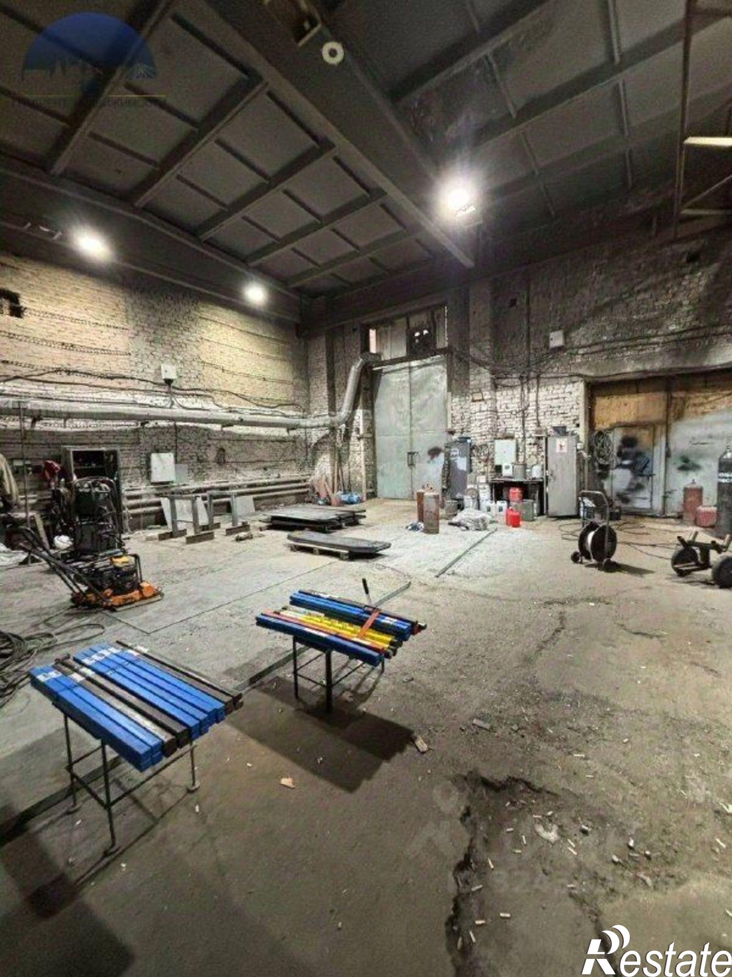 Сдать складское помещение за 180 000 рублей на ул Техническая, 58