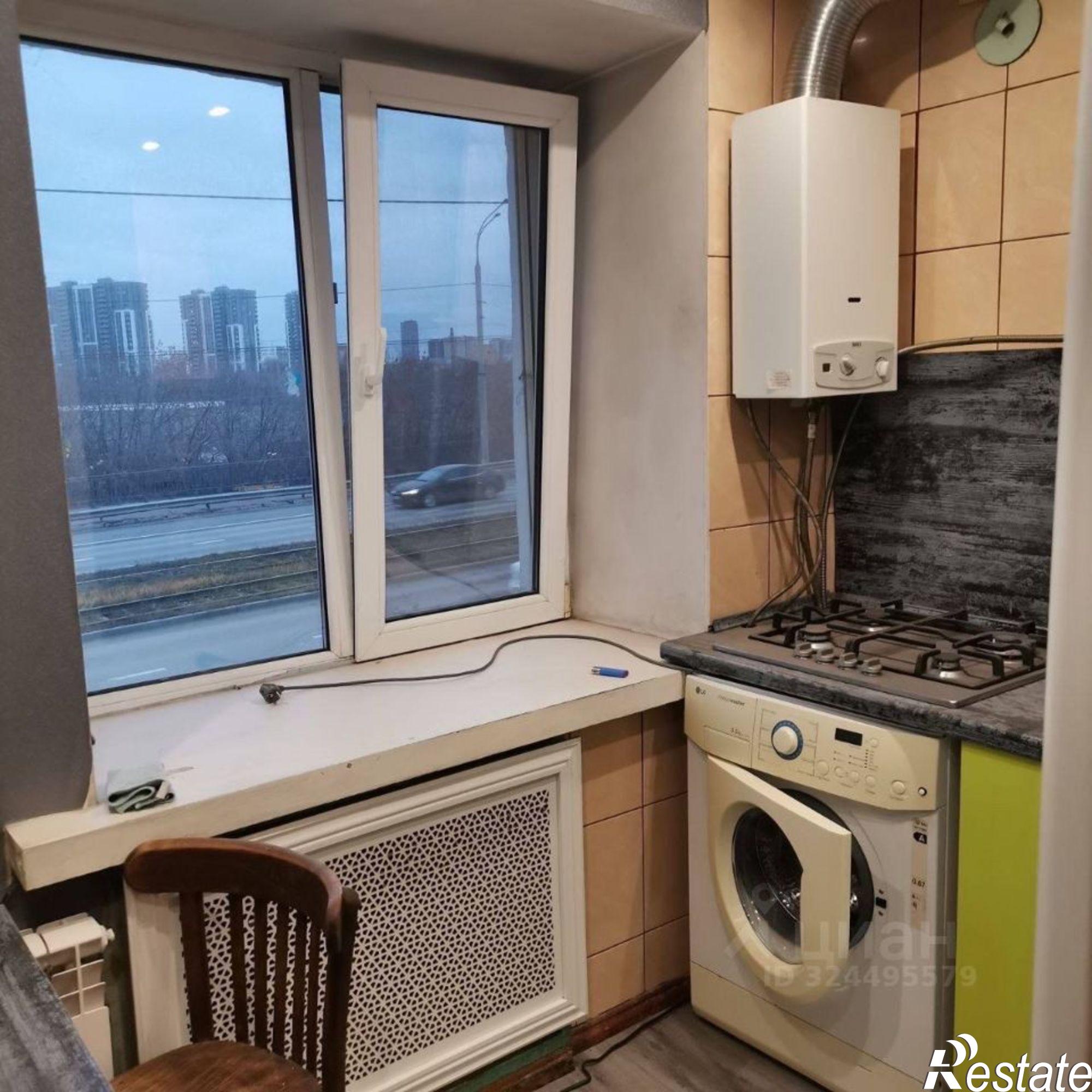 Сдать квартиру за 36 000 рублей на ул Гвардейская, 48