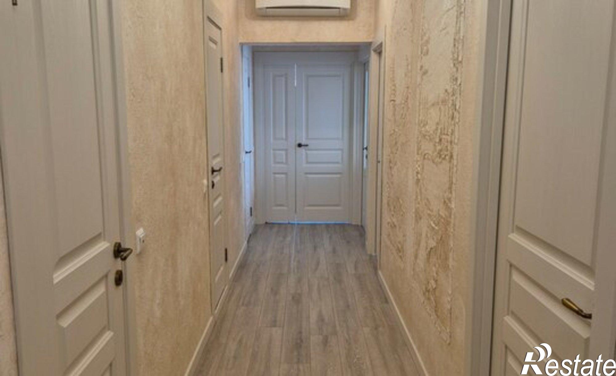 Купить квартиру за 25 000 000 рублей на улица Сибгата Хакима, 60