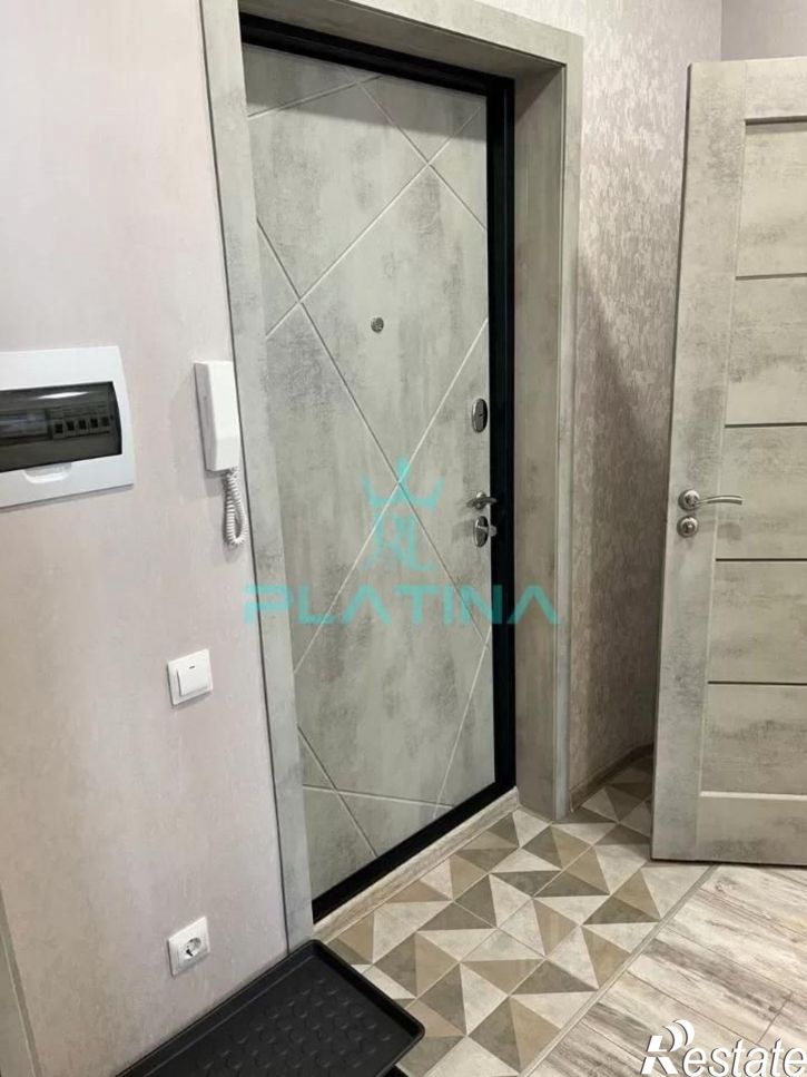 1-комн квартира улица Павлюхина, 108Б,  д. 108Б