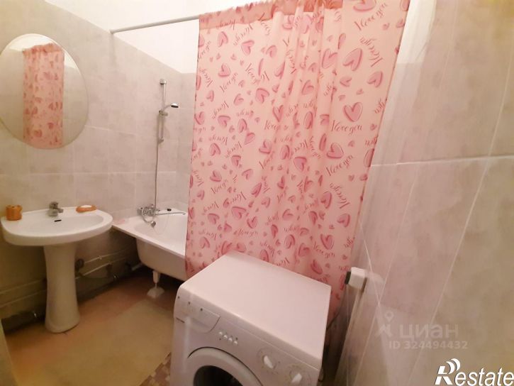 2-комн квартира Чистопольская улица, 32,  д. 32