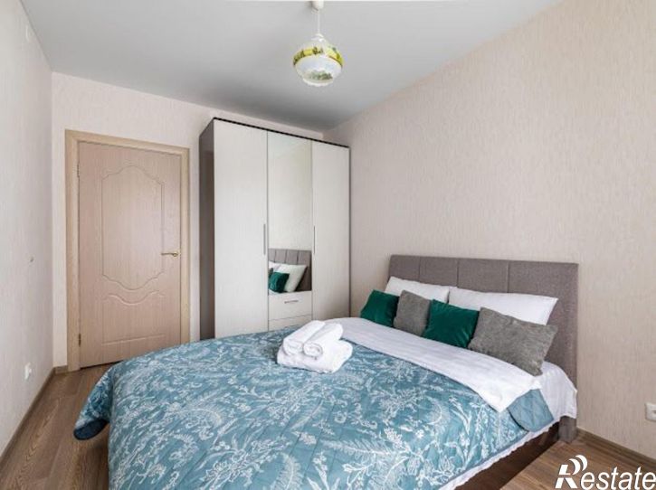 2-комн квартира ул Рауиса Гареева, 100,  д. 100