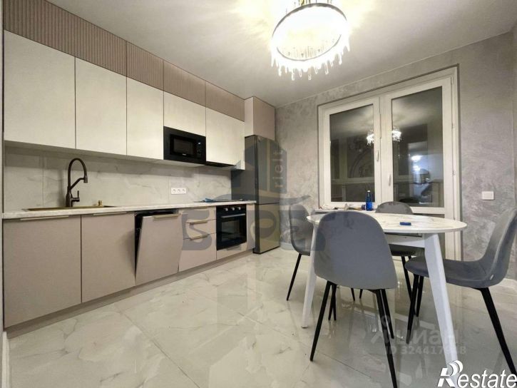 2-комн квартира ул Петра Полушкина, 10/2,  д. 10/2