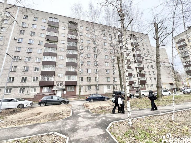 3-комн квартира ул Серова, 27,  д. 27