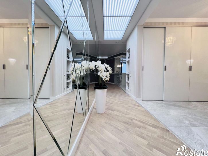 3-комн квартира пр-кт Альберта Камалеева, 1,  д. 1